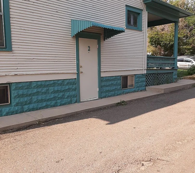(1532 9th Ave)