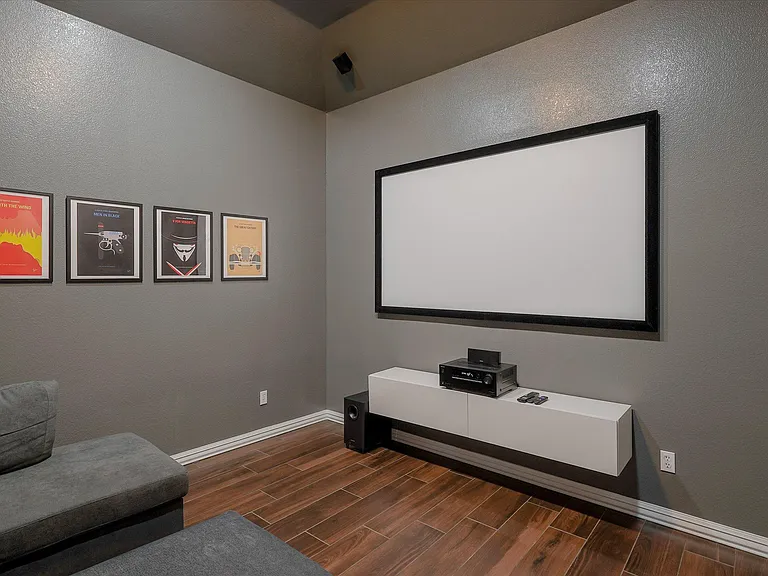 2620 Bordeaux Dr — Photo 5