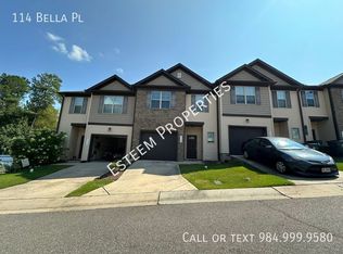 114 Bella Pl, Holly Springs, NC 27540