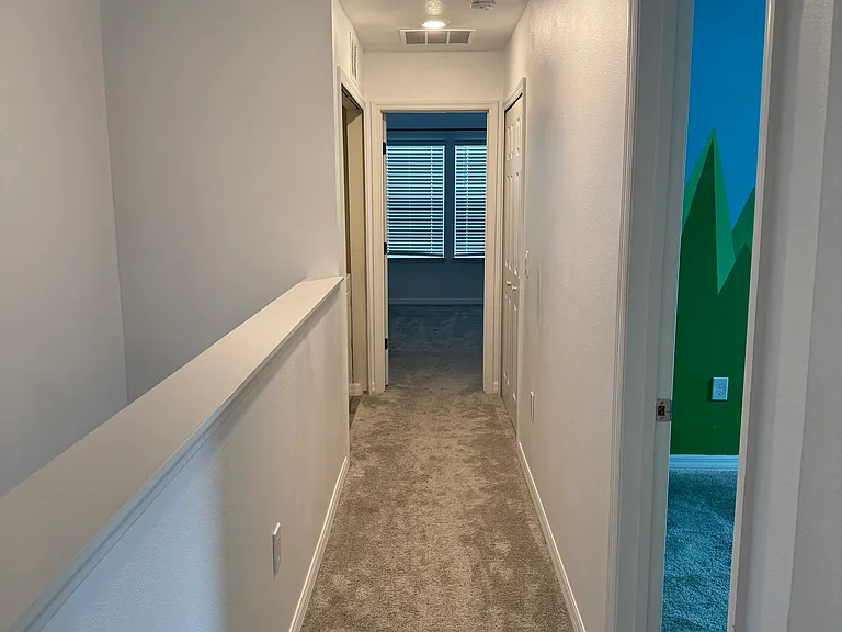 3587 Plainview Dr — Photo 45