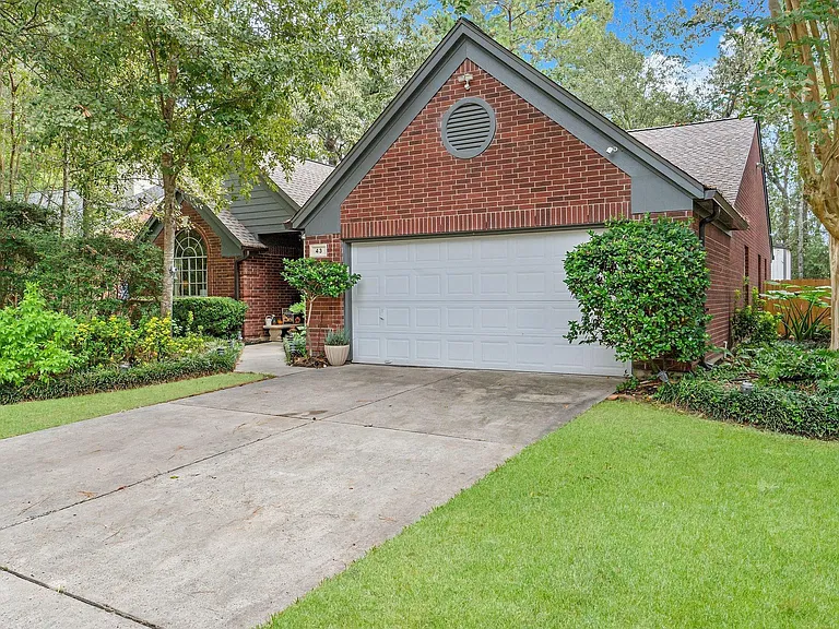 43 E Trillium Cir — Photo 1