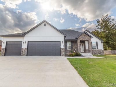 2505 Candlebark Ln, Lebanon, MO, 65536