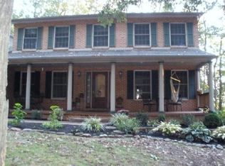 8259 Pleasant Valley Rd, Stewartstown, PA 17363