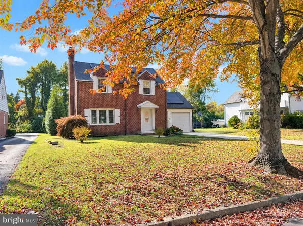 31 Fenwick Dr, Carneys Point, NJ 08069