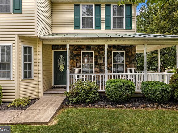 2nd image of 119 Bosc Ct