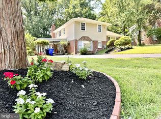 100 Boncouer Rd, Cheltenham, PA 19012