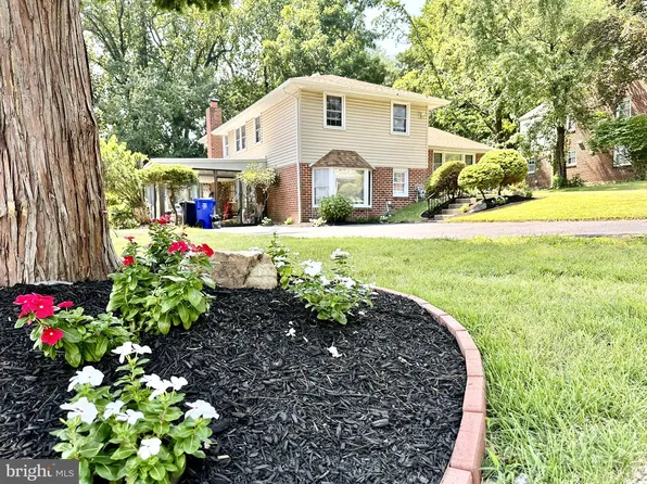 100 Boncouer Rd, Cheltenham, PA 19012