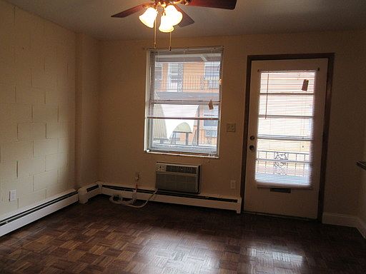 4th image of 1474 Neil Ave APT H
