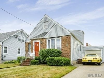 192 Jerome Ave, Mineola, NY, 11501
