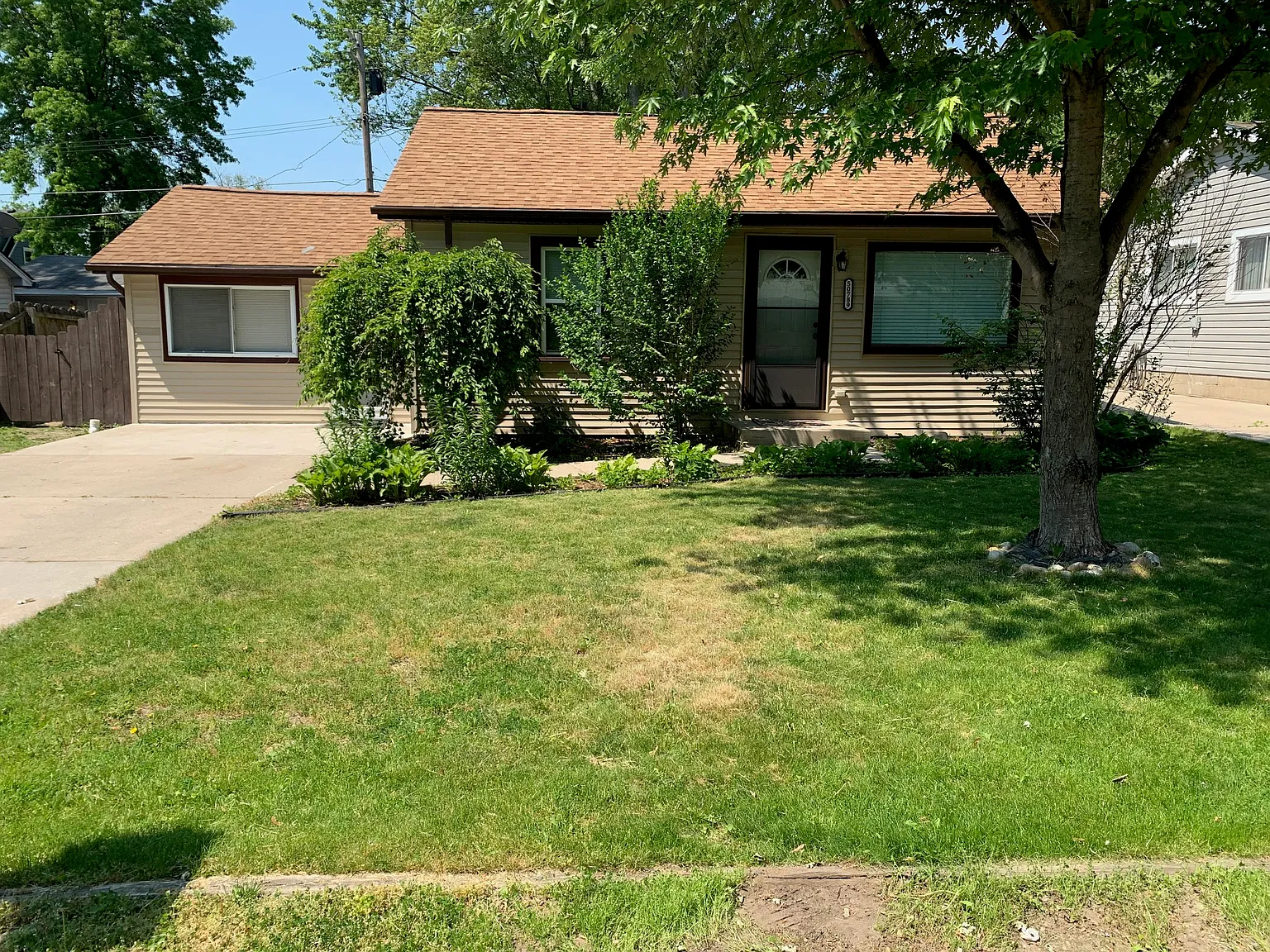 50789 Holt St photo 1