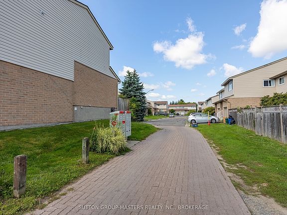 5th image of 52 Coventry Cres #34