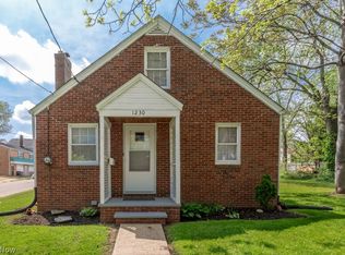 1230 Barton Pl NE, Canton, OH 44705
