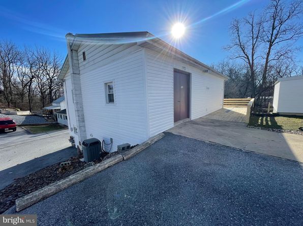 210 N Centre Ave APT A