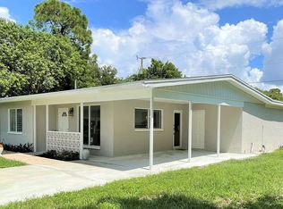 122 Connecticut Rd, Lehigh Acres, FL 33936