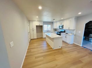 2226 El Monte Dr, Oceanside, CA 92054
