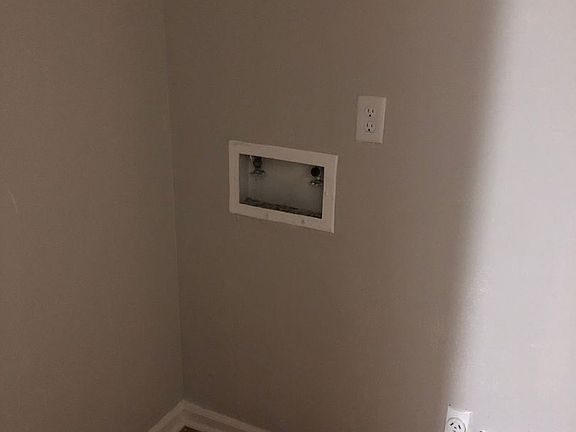 4th image of 1101 Dayton St APT 3