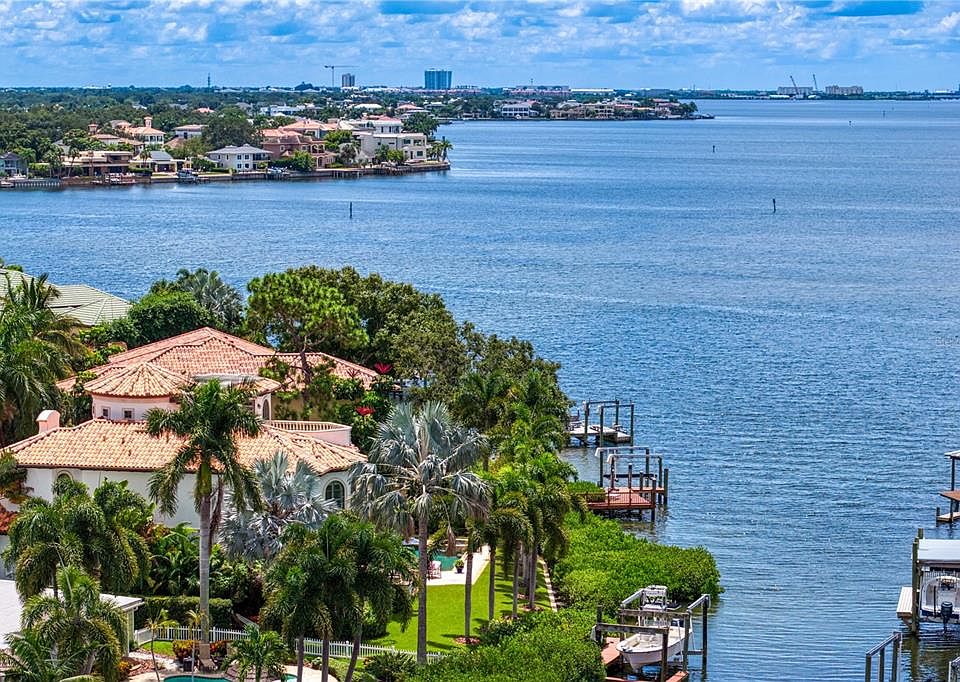 1st image of 25 W Spanish Main St