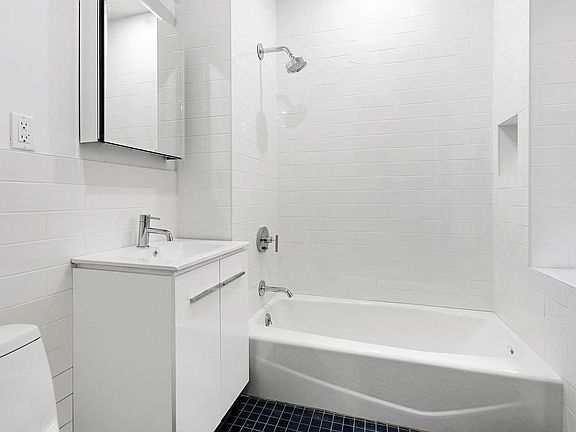 4th image of 645 Ocean Ave #Ba