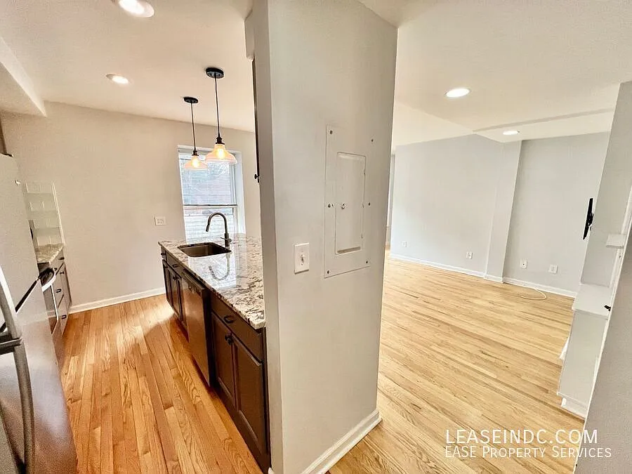 Building Photo - 2300 18th St NW #106