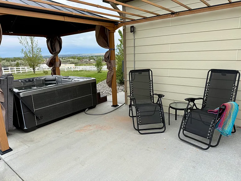 7405 Monad Rd — Photo 7