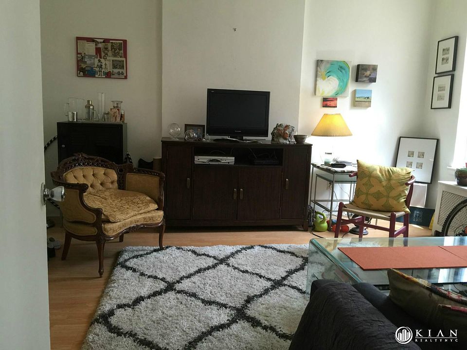 1st image of 200 9th Ave APT 3B