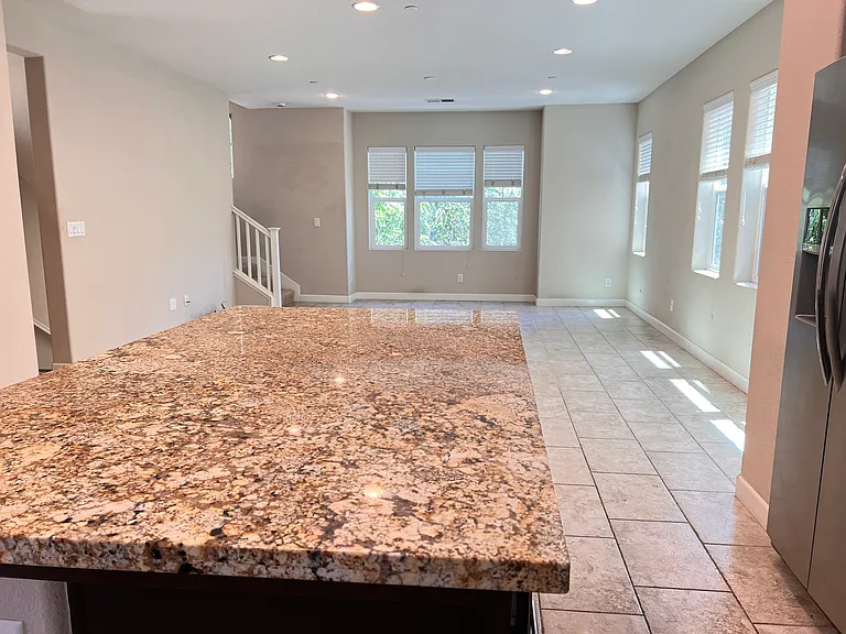 786 Cannery Pl — Photo 11