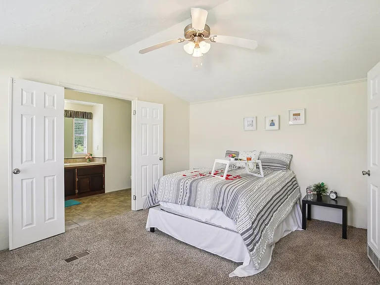 Valley Ridge — Photo 31