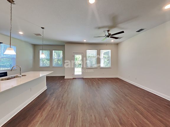 5th image of 27478 Saint Andrews Ave