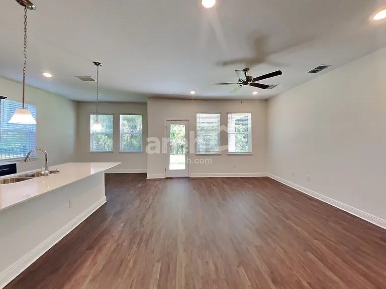 27478 Saint Andrews Ave — Photo 5