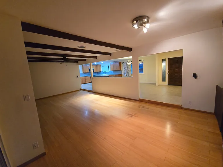 5170 E Huntington Ave — Photo 21