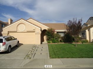 459 Youngsdale Dr, Vacaville, CA