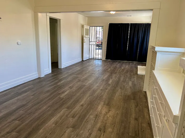 1321 N Calaveras St — Photo 5