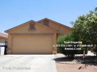 959 Gilmer Way, Las Cruces, NM 88005