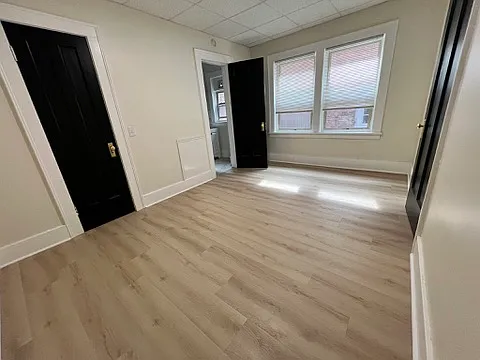 1946 E Main St #17 — Photo 6