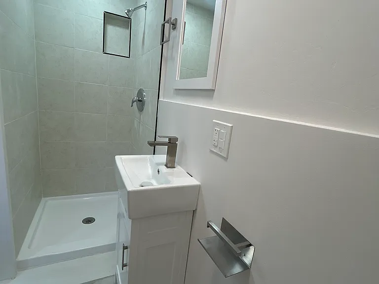 2444 Fairmount Ave #B — Photo 25
