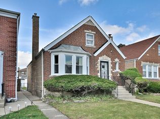2852 N Meade Ave, Chicago, IL 60634
