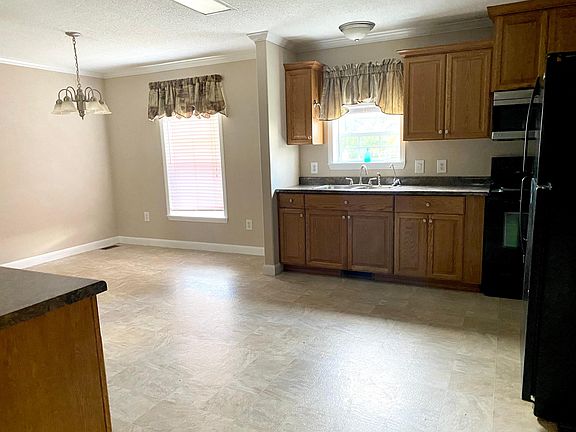 3rd image of 6283 Cline Dr