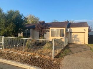 526 N Pine St, Madera, CA 93637