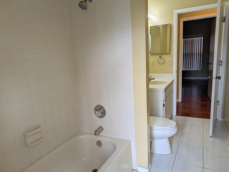11201 Pocket Brook Dr — Photo 13