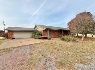 15885 S 2056th Rd, Altus, OK 73521