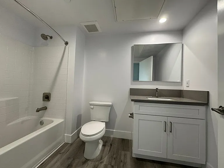 Tujunga55 — Photo 26