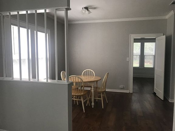 4th image of 124 Pershing Ave