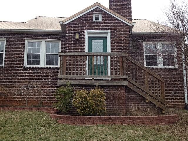 1st image of 3019 Fountain Park Blvd