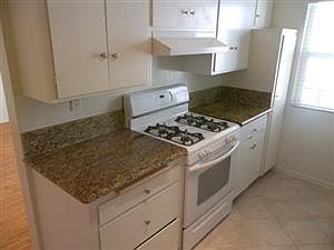 4th image of 1234 11th St APT 9