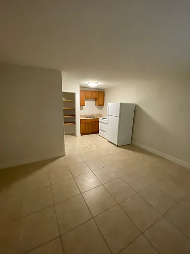 418 Plaza Ave Photo 1