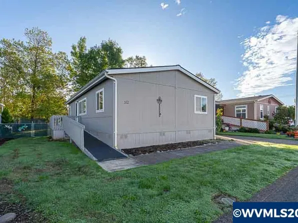 312 Aspen Dr #8, Aumsville, OR 97325