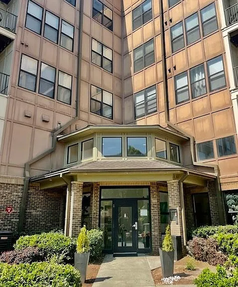 898 Oak St SW #1321 — Photo 3