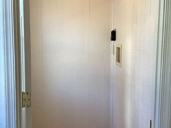 3rd image of 46 S Earl St #2