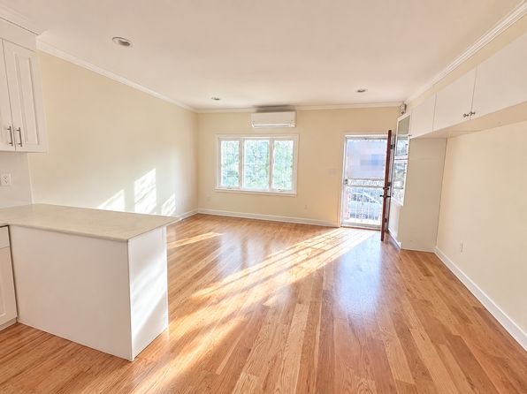 142-68 56th Rd