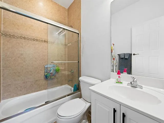 2760 SW 156th Pl — Photo 16